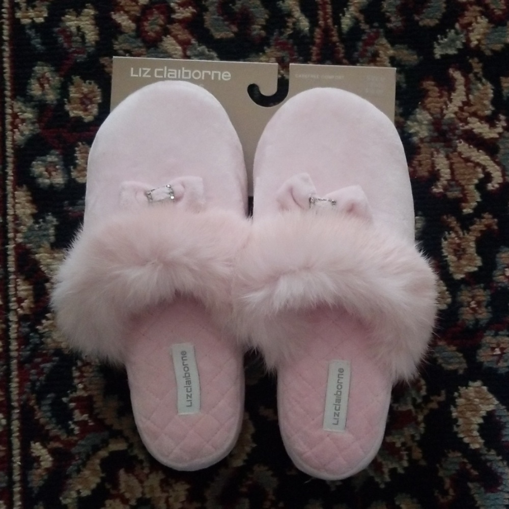 Liz Claiborne pink slippers